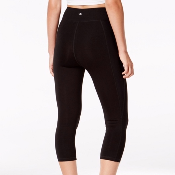 Ideology Pants - NWT High Waisted SLIMMING Cropped Yoga Pants M